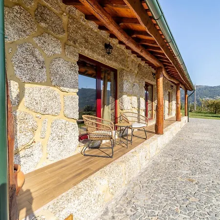 Assento Do Cavado By House And People Feriehus *
