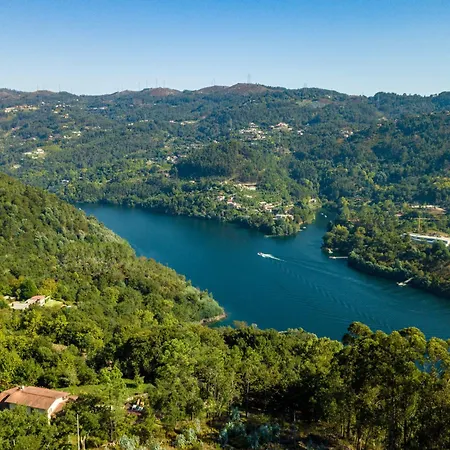 Assento Do Cavado By House And People Nyaraló *